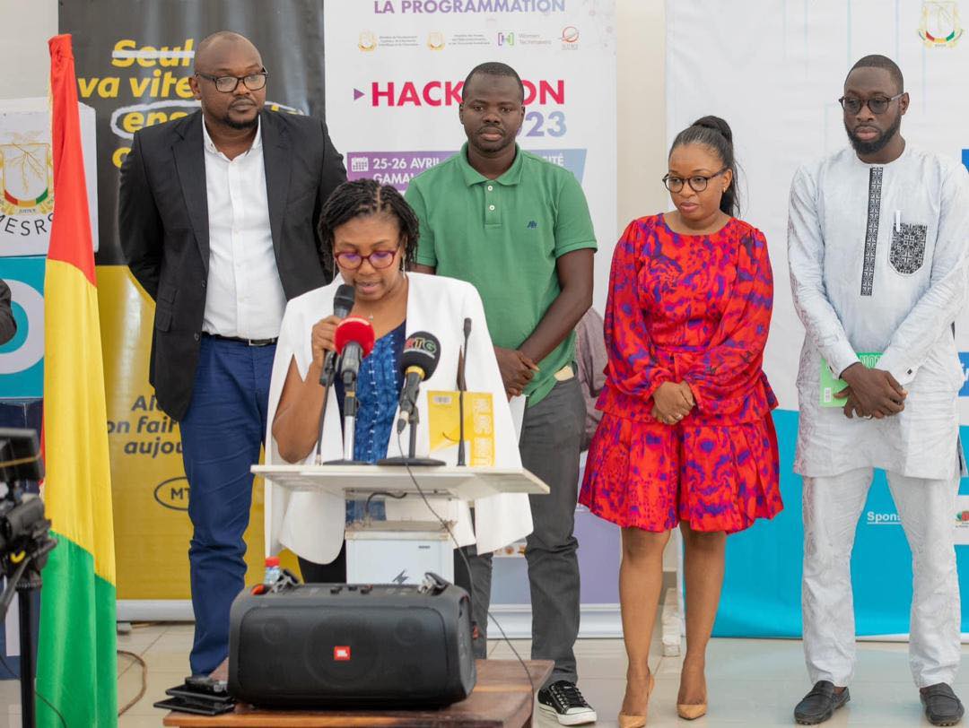 MPTEN | Coopération : La Journée internationale des jeunes filles dans les TIC.